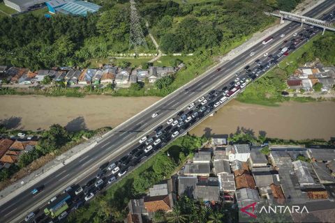 Presiden Jokowi imbau pemudik untuk kembali lebih awal