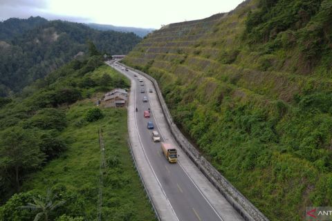 Arus balik di jalur Trans Sulawesi