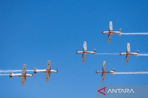 Aksi tim aerobatik angkatan udara Kroasia