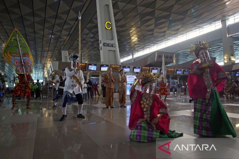 Uniknya peringatan harkitnas di bandara Soekarno Hatta