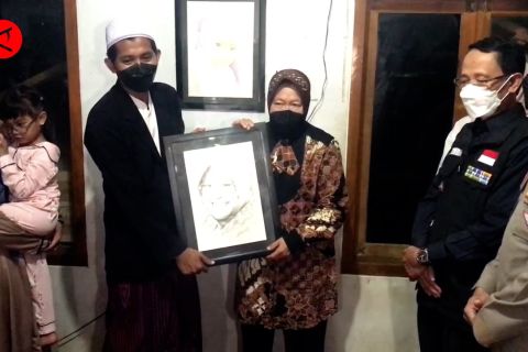 Menteri Risma kunjungi bocah penderita kanker mata di Majalengka