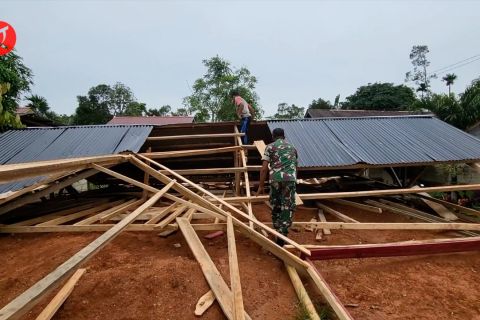 Puting beliung terjang 2 rumah di Aceh Utara