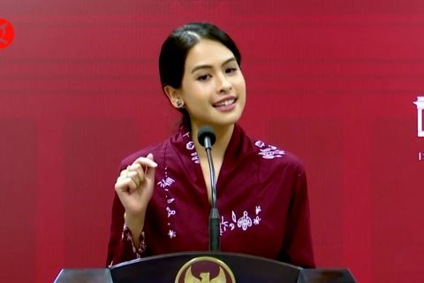 Maudy Ayunda ajak masyarakat terlibat dalam upaya transisi energi