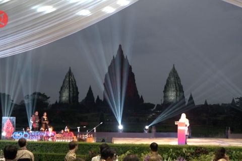 Santap malam berlatar Candi Prambanan bagi delegasi DEWG