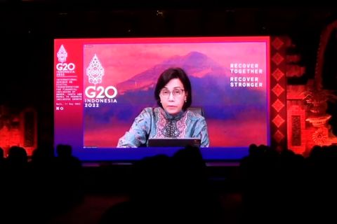 Pengaruh positif digitalisasi pada UMKM, perempuan, dan kaum muda