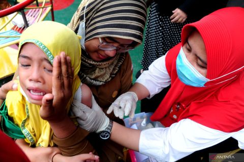 Imunisasi Jemput Bola di Palembang