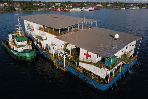 RUMAH SAKIT APUNG DI WAKATOBI