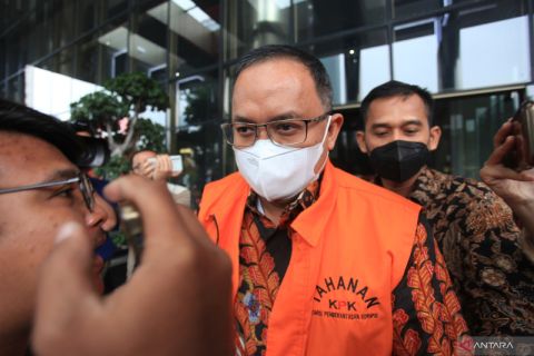 Dodi Reza Alex Noerdin Dituntut 10 tahun 7 bulan