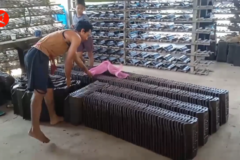 Anomali cuaca pengaruhi produksi genting