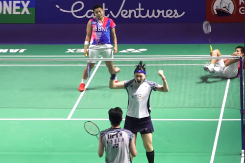 Apri-Fadia terhenti pada babak perempat final Indonesia Open 2022