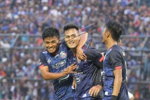 Arema FC Melaju Ke Final Piala Presiden