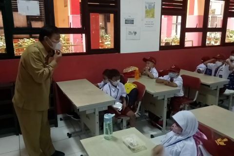Disdik imbau siswa tertib prokes di PTM tahun ajaran baru