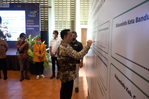 Komitmen bersama pembentukan unit saber hoaks di Jabar