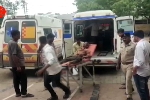 Lebih dari 20 orang tewas usai menenggak miras di India barat