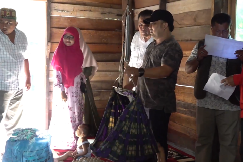 Pemkab Aceh Besar sosialisasi imunisasi anak ke rumah warga