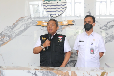 Pemkot Bandung syaratkan booster untuk aktivitas di ruang publik