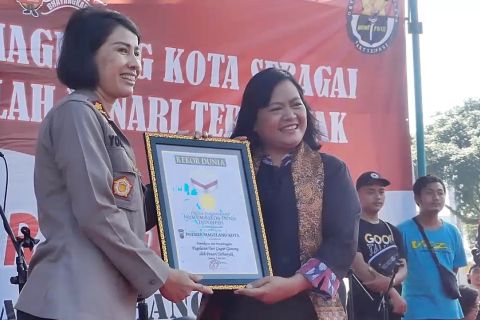 Polresta Magelang pecahkan rekor MURI lewat Tari Gugur Gunung