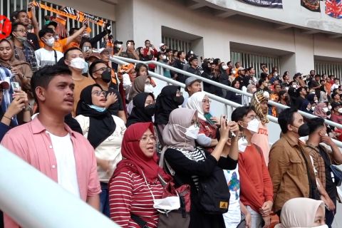 Euforia warga DKI sambut pembukaan JIS