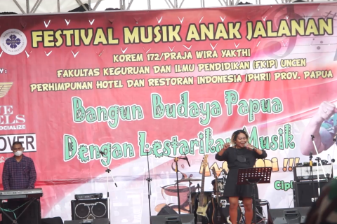 Korem 172/PWY gelar festival musik anak jalanan