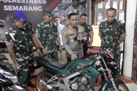 Tim gabungan amankan motor pelaku penembakan istri TNI di Semarang
