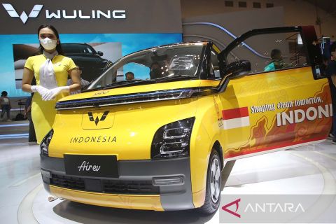 Inilah deretan mobil listrik yang jadi bintang pameran otomotif GIIAS 2022