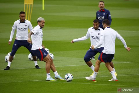 Latihan Paris St Germain di Ooredoo Training Centre