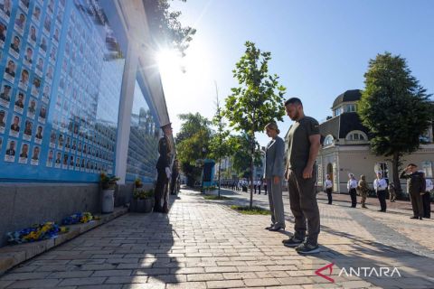 Presiden Ukraina peringati Hari Kemerdekaan di Kyiv