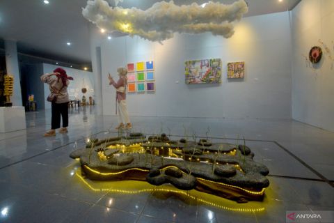 Pameran Seni Rupa Mixed Media