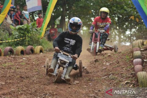 Serunya balapan Gledekan di Kendal, Jawa Tengah