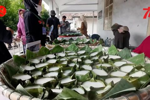 Agar kue jojorong lebih dikenal warga Pandeglang