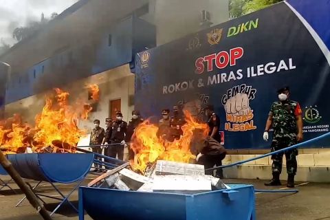 Kanwil DJBC Banten musnahkan barang ilegal senilai Rp10,4 miliar