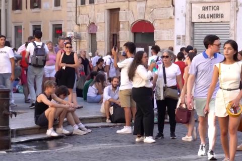 Kasus infeksi COVID-19 di Italia kembali meningkat