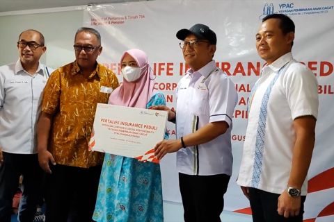 PertaLife Insurance salurkan CSR kepada anak penyandang disabilitas