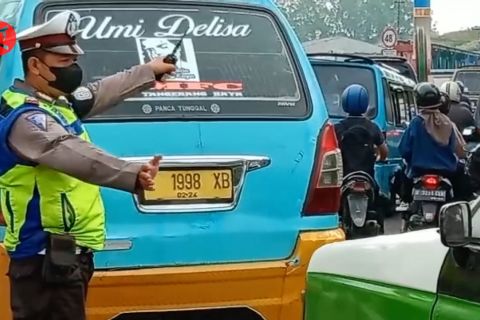 Jembatan Cisadane Tangerang diperbaiki, lalu lintas dialihkan