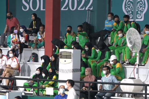 Saat pelajar menonton pertandingan ASEAN Para Games 2022