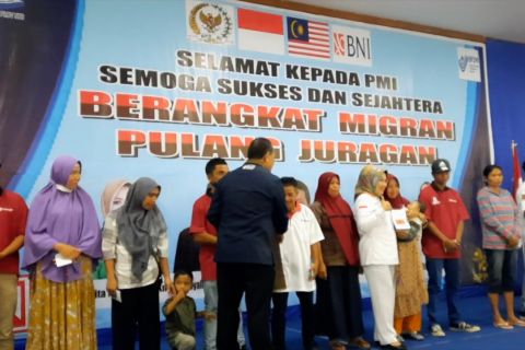 NTB berangkatkan lagi 204 CPMI ke Malaysia