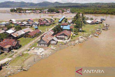 Abrasi Sungai Konaweha ancam keberadaan Desa Muarasampara