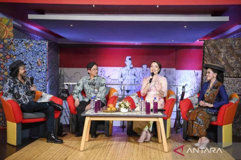 Talkshow kebaya sebagai identitas bangsa menuju warisan dunia