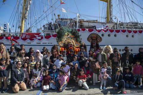 Open Ship KRI Bima Suci di Sydney