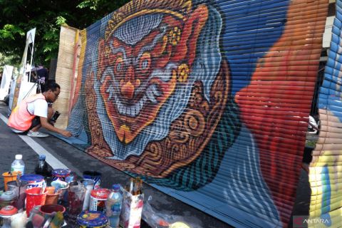 Sambut Hari Batik Nasional