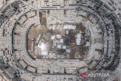 Progres pembangunan indoor multifunction stadium di Senayan