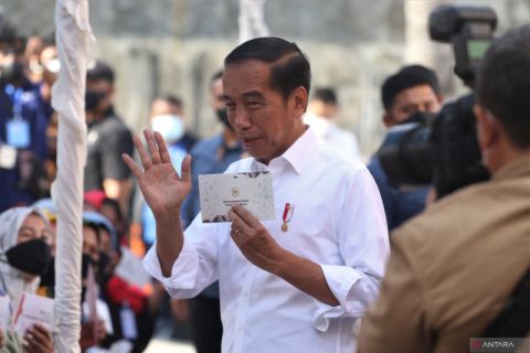Presiden Jokowi sampaikan realisasi BSU dan BLT BBM