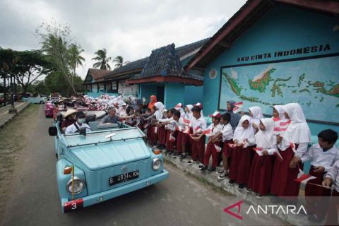 Delegasi 3rd Sherpa Meeting G20 berwisata di kawasan Borobudur