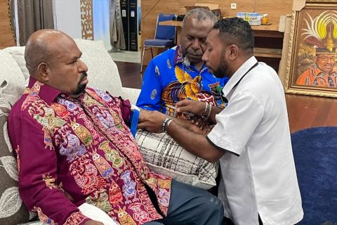 Alasan kesehatan, tim dokter harap pencekalan Lukas Enembe dibatalkan