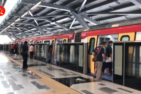 INSTRAN sebut kenaikan BBM momentum beralih ke transportasi umum