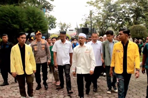 DPRD Sumbar fasilitasi empat tuntutan ribuan mahasiswa terkait BBM