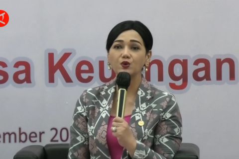 OJK dorong lembaga keuangan edukasi masyarakat