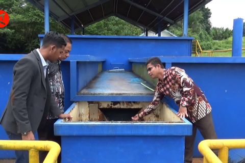 Terima laporan air keruh, DPRK Langsa tinjau PDAM Tirta Keumueneng
