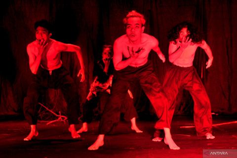 Pementasan tari sanggar selingkung bumi