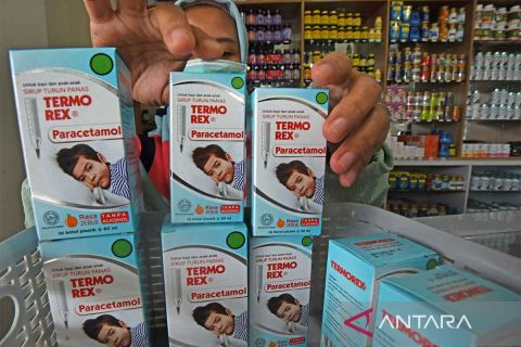 Kemenkes hentikan penggunaan obat dan vitamin sirop
